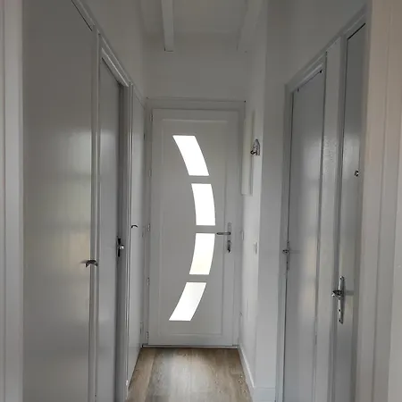 아파트 Notre Petit Paradis Paesolu 1